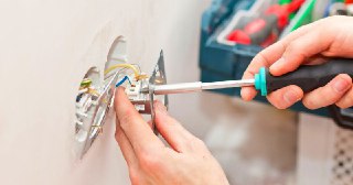 Электромонтажные работы Великий Устюг цена 468 руб Электрика под ключ